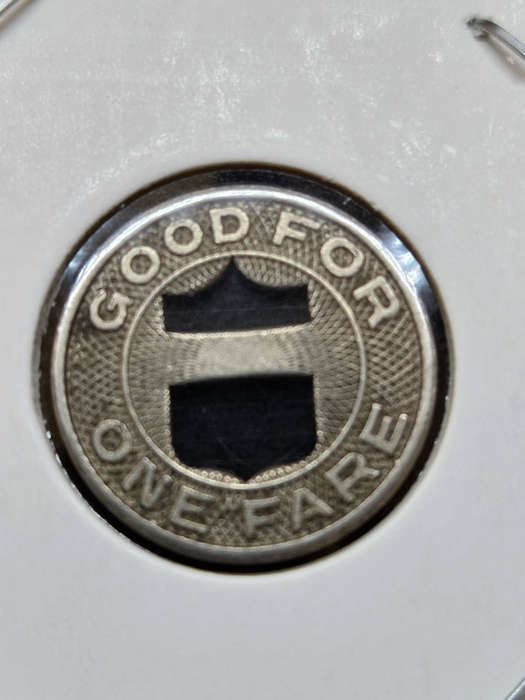 Token - Los Angeles