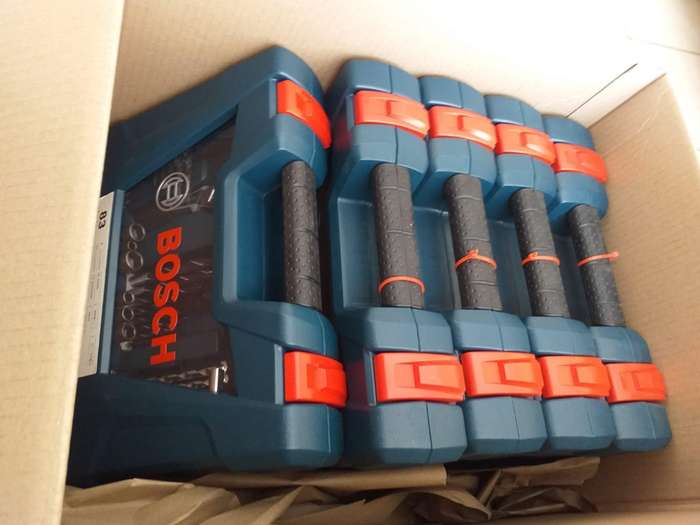 Bosch 83-Piece V-Line Titanium Drill & Screwdriver Bit Set  New & Sealed