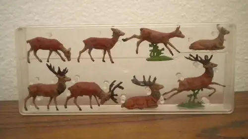 Walter Merten, Set 1004 Deer Animal Figures Set (8 Pc) Miniatures Germany