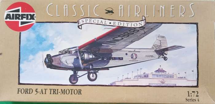 Airfix, Classic Airliners Ford 5-AT Tri-Motor Special Edition | No. 04009 | 1:72 Scale