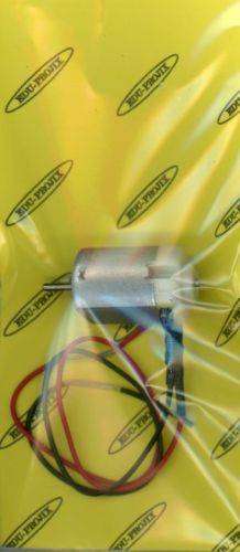 School Projects,  3VDC Motor: 0.15A.13, 100 RPM Diameter: 21mm, Length: 25mm Shaft: 2.0mm