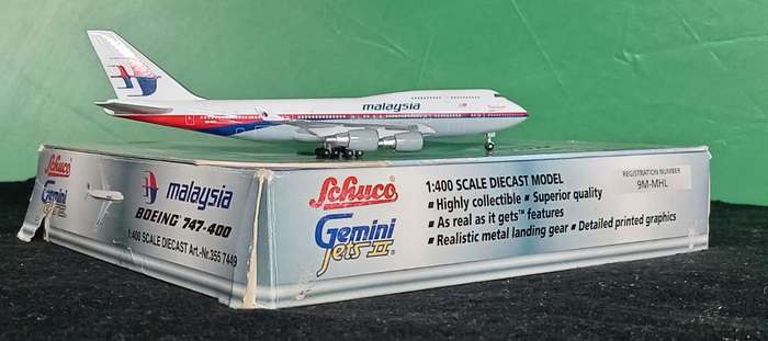 Malaysia Airlines B747-400 9M-MHL Gemini JetsII 3557449 1,400