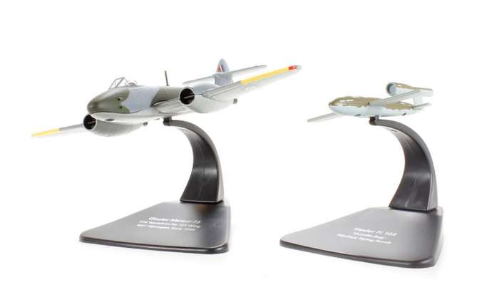 Oxford Aviation, AC031 Gloster Meteor F.Mk 3 Diecast Model RAF No.616 Sqn, RAF Nijmege w Doodle Bug