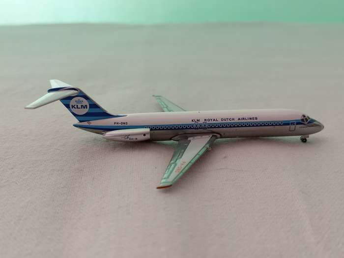 Sovereign, KLM Royal Dutch Air Douglas DC-9 41/51. 1:400