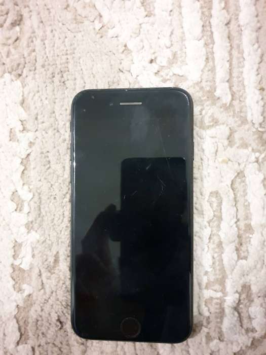 *Late entry* iPhone SE 2nd GEN iOS 15
