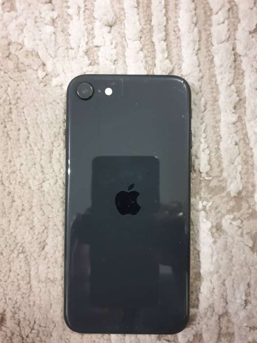 *Late entry* iPhone SE 2nd GEN iOS 15
