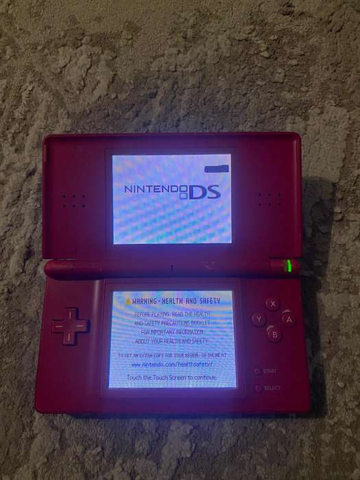 Nintendo DS lite