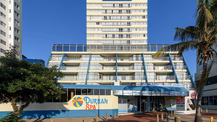 Various Midweeks @ Durban Spa ( 2 adult 2 kids under 12)