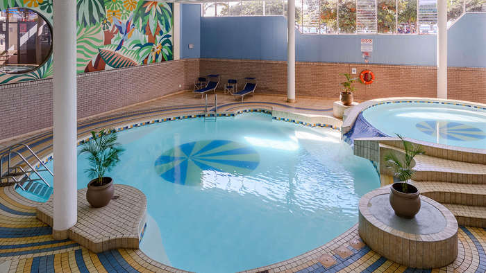 Various Midweeks @ Durban Spa ( 2 adult 2 kids under 12)