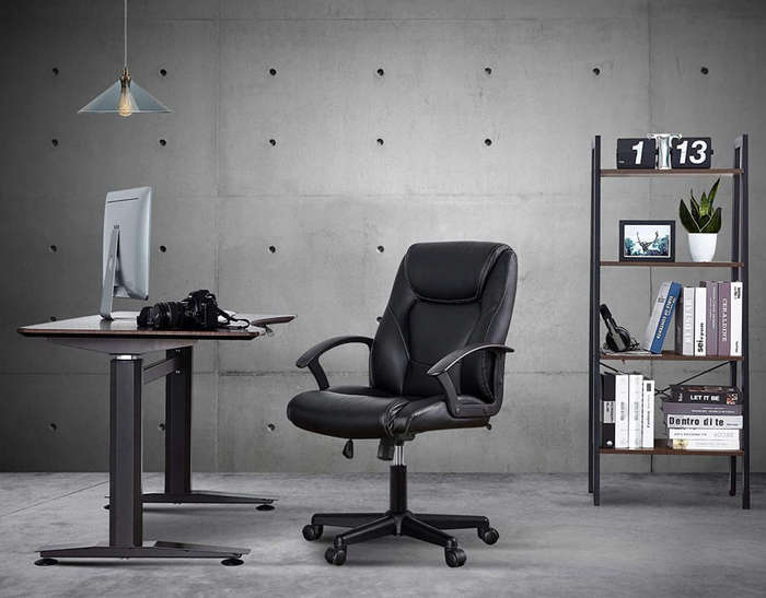 Ergonomic Swivel Desk Chair - Black DISPLAY UNIT LIKE NEW