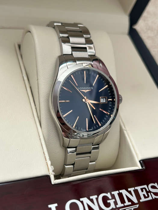 Longines Conquest Classic Ladies 34mm with box and papers in excellent condition