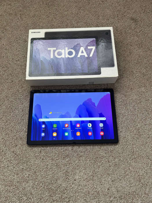 Samsung Galaxy Tab A7 10.4inch 32GB WiFi excellent condition with box