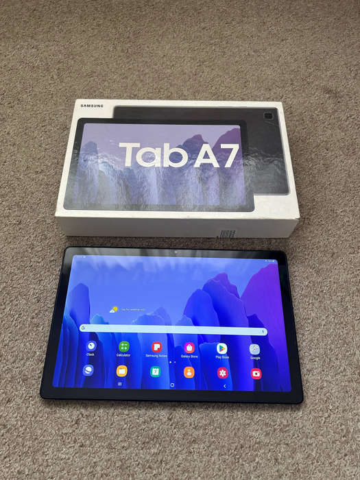 Samsung Galaxy Tab A7 10.4inch 32GB WiFi excellent condition with box