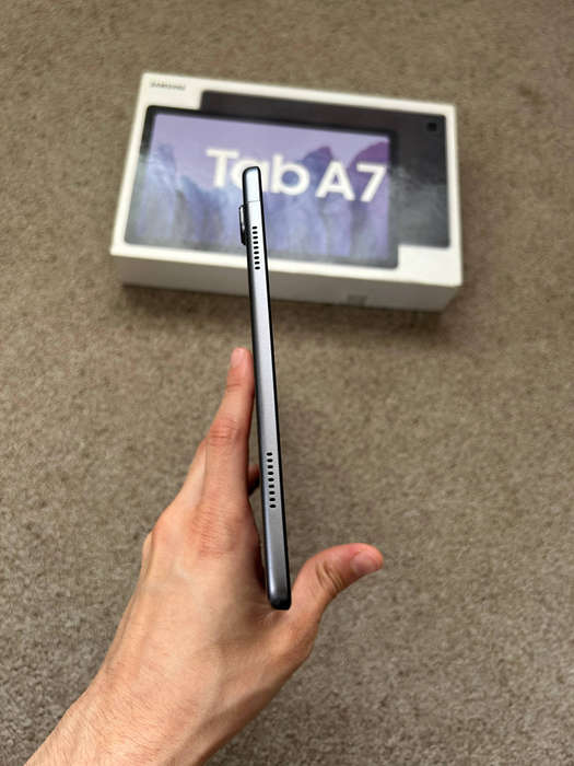 Samsung Galaxy Tab A7 10.4inch 32GB WiFi excellent condition with box