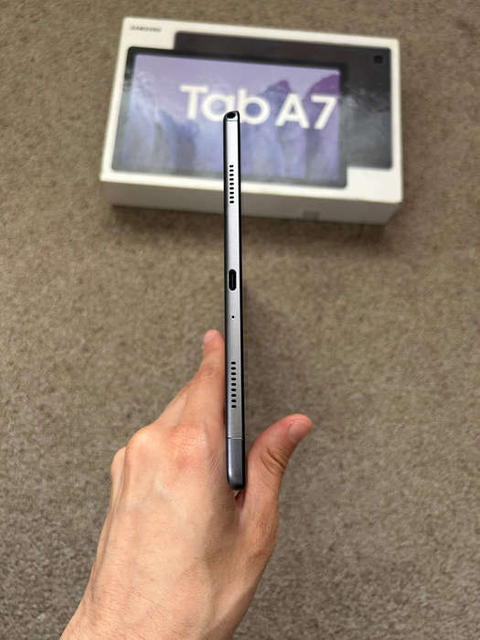 Samsung Galaxy Tab A7 10.4inch 32GB WiFi excellent condition with box