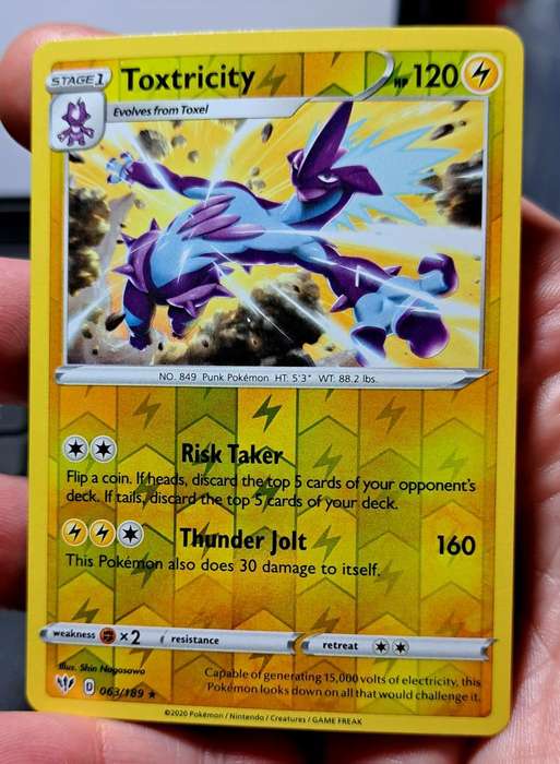 Pokemon Trading Cards - Toxtricity - 063/189 -Rare Reverse Holo Sword & Shield: Darkness Ablaze - NM