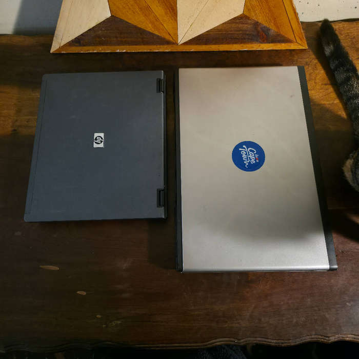 2 laptops for Parts