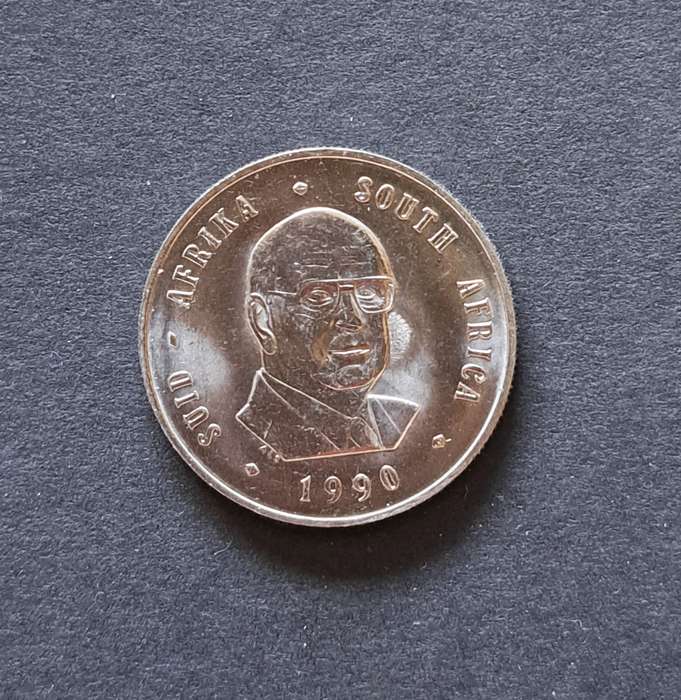 1 (ONE ) RAND - 1990 -**BOTHA**ERROR COIN** GHOSTING PORTRAIT VISIBLE ON REVERSE **DIE TRANSFER**.