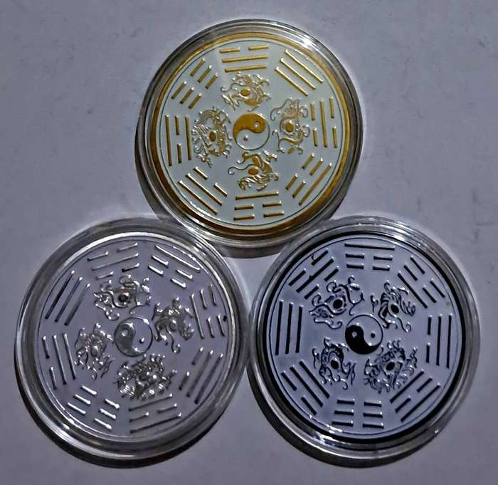 Flower Tuiji Begua Commemorative Coins 3 Coins in set.New in Capsule.