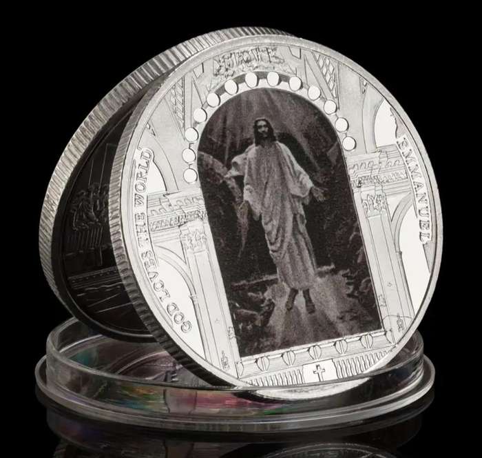 God love The World "EMMANUEL" Silvery Plated Commemorative Coin New in Capsule. "$"