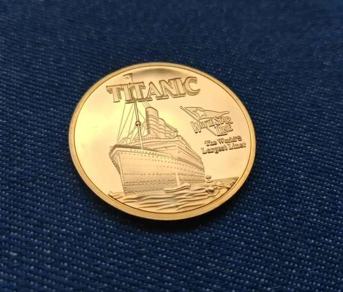 Titanic White Star Line, The world 8 Largest Liner. 3 Coins New in Capsule.