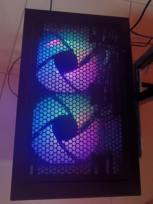 Ryzen 5 3600 Gaming PC + RX 580 | 16GB RAM | RGB Case + Mech Keyboard & Mouse