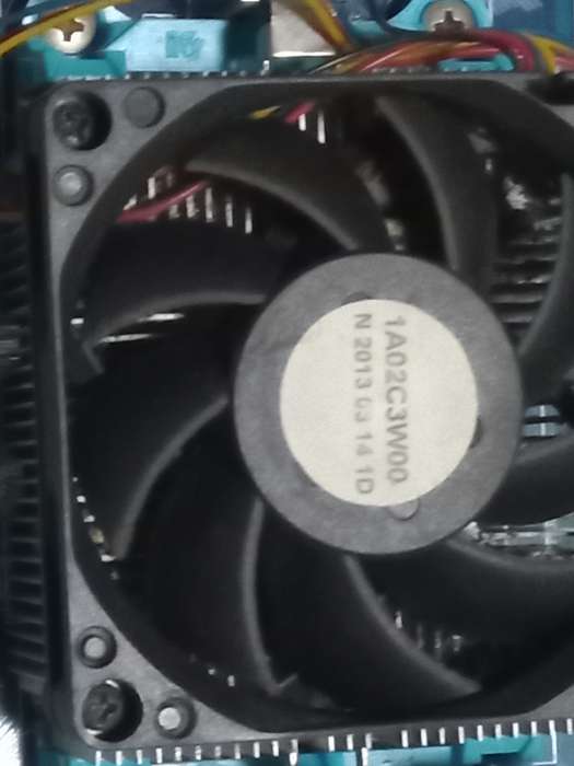 Gigabyte GA-F2A75M-HD2 motherboard
