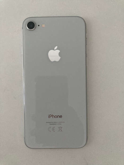 iPhone 8
