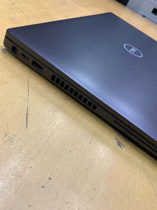 Dell Latitude 5400 Laptop Intel i7, 8th Gen, 16GB Ram, 512Gb SSD , Win 10