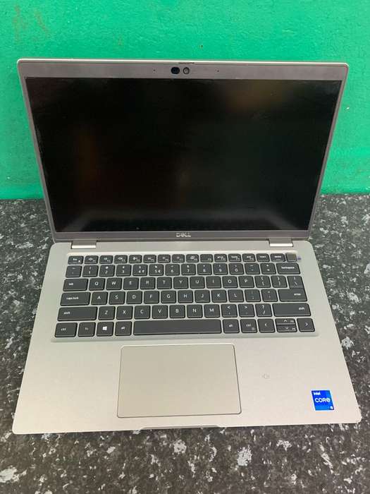 Dell Latitude 5420 14-inch Core i7-1185G7 16GB RAM 512GB SSD Win 11 Pro Laptop