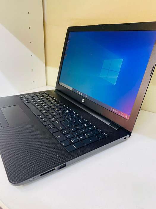 HP Notebook 15,Core i3,5th Gen, 8GB DDR3 RAM / 1TB Hard Drive / 15.6" HD