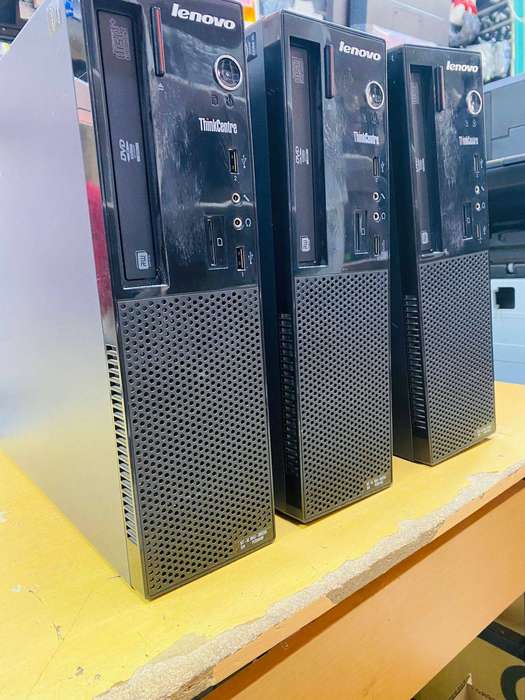 Lenovo Thinkcentre E73 SFF - i5 4460S - 8GB DDR3 - 500GB HDD - Win10Pro
