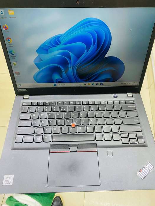 Lenovo ThinkPad T14s Gen 1 Notebook PC  Core i7-10510U / 14 FHD / 8GB RAM / 512GB SSD / Win 11 Pro