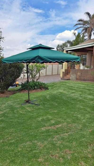 LUXURY GARDEN UMBRELLA