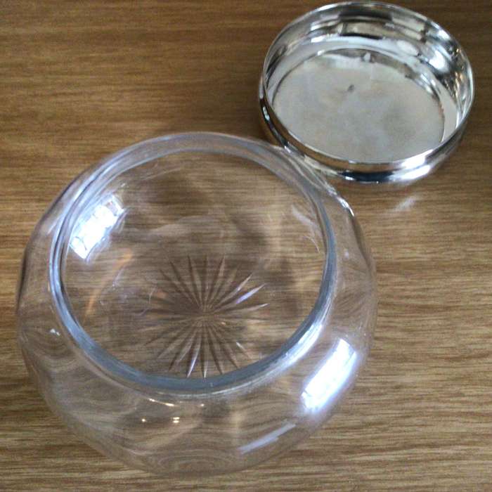 67,1 grams Hallmarked Sterling Silver Lidded Glass Powder Bowl London 1935!