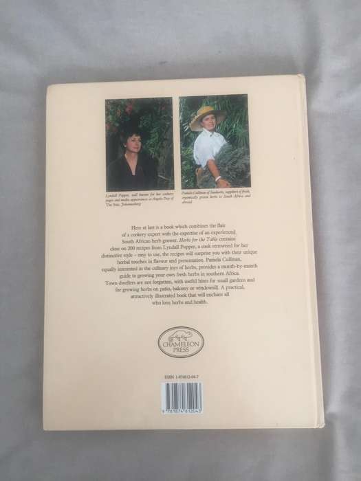 Herbs for the table: South African recipes and herbal advice - Lyndall Popper & Pamela Cullinan
