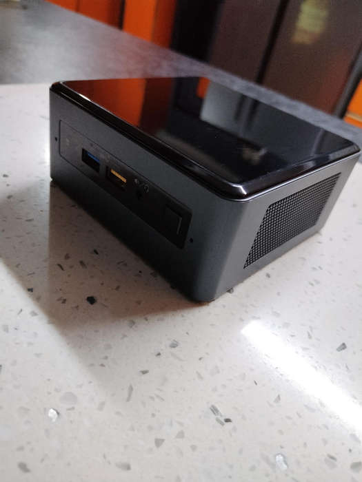 Intel nuc i3 mini pc