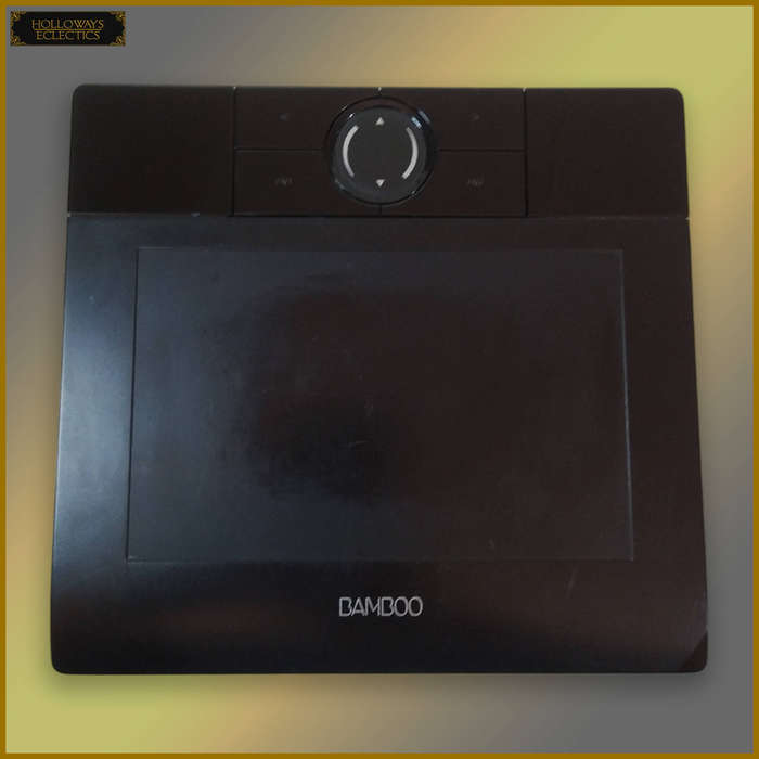 Wacom Bamboo MTE450 Graphics Tablet