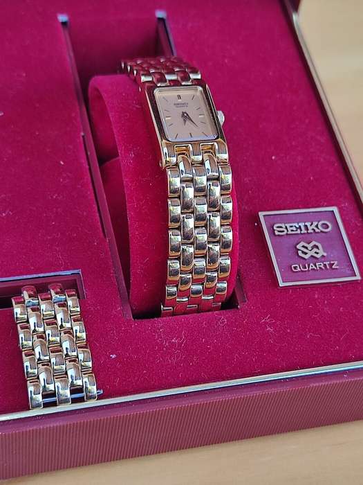 Retail R6000,00 SEIKO SQ2 Ladies watch - with box!  - Great Christmas gift @KarooAntiek