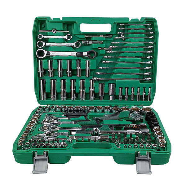 151 pcs hand tool set