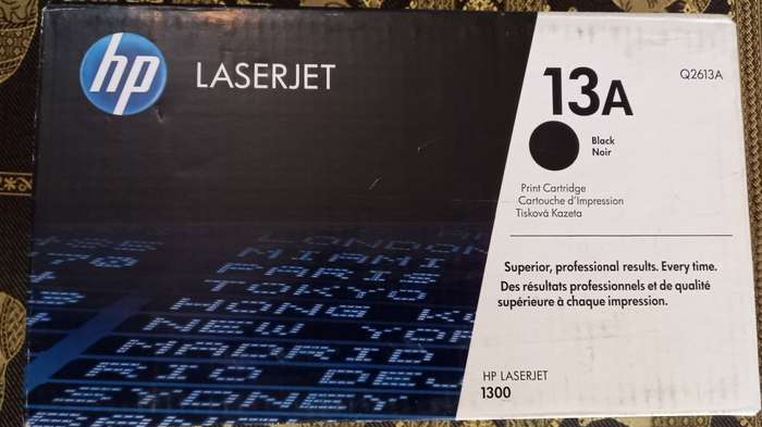 Original OEM HP 13A toner cartridge (Q2613A)