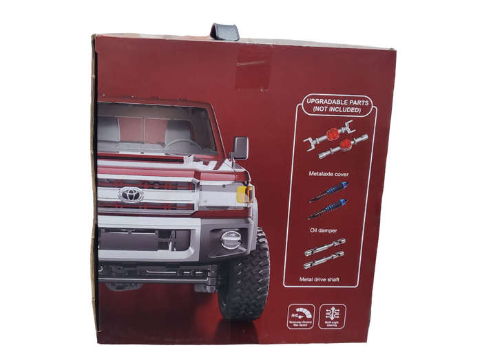 MN 82 Toyota Land Cruiser 1:12 scale