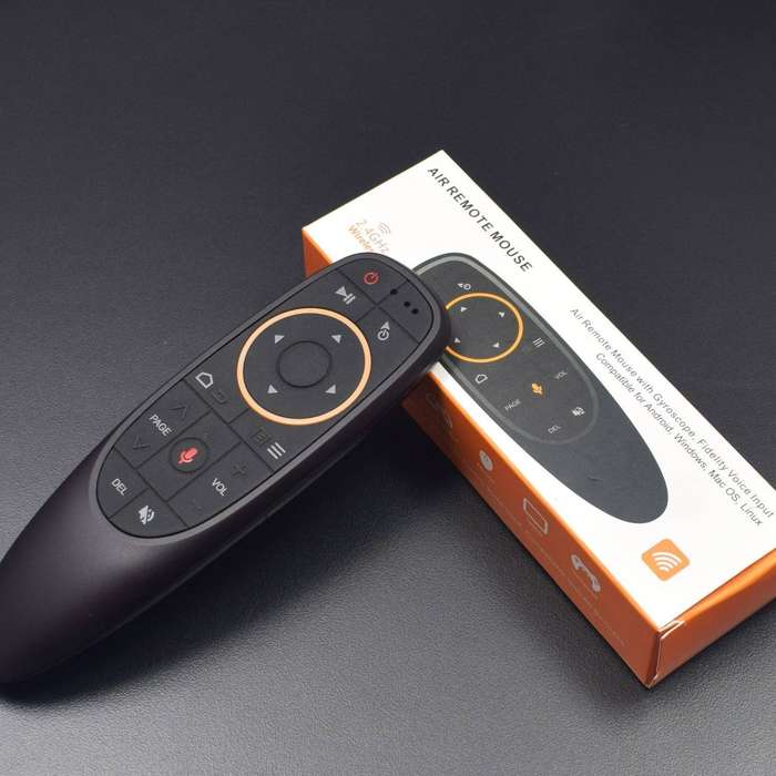 Voice Control Fly Air Mouse 2.4GHZ Wireless Microphone Remote