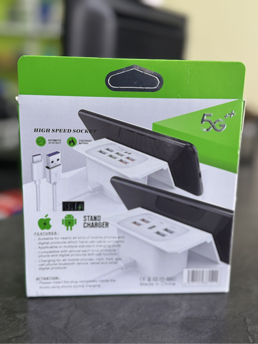 4 x USB + 1 x C-TYPE High Speed Socket Stand Charger 3.1A