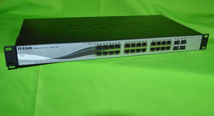 Managed Switch - 28 Port Gigabit,  Web Smart - D-Link DGS-1210-28