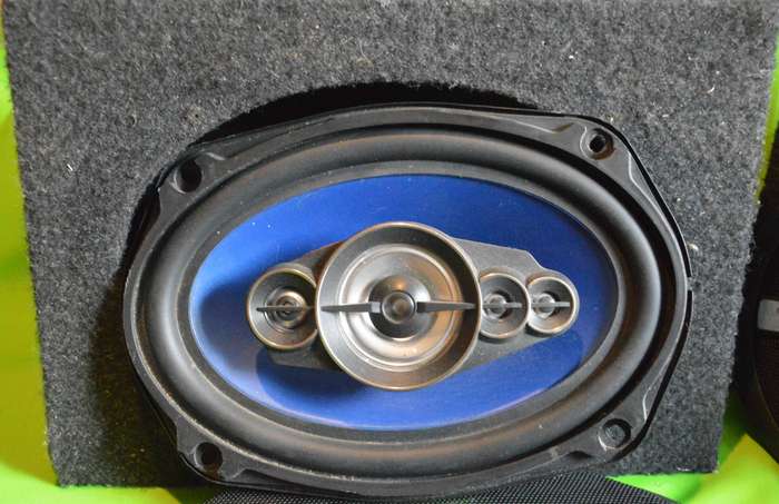 Speakers with enclosures - 800w 6x9" 5-way 4ohm - Ice Power IPS-698BL