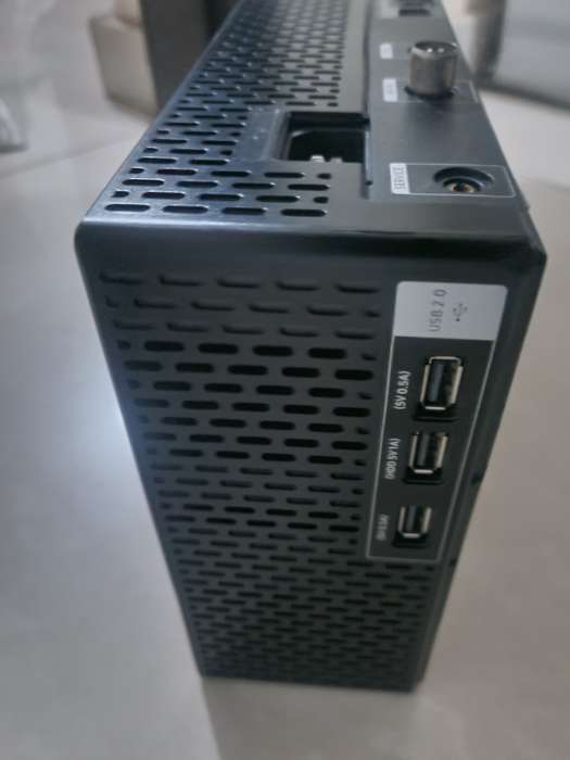 Samsung SOC1007T One Connect box