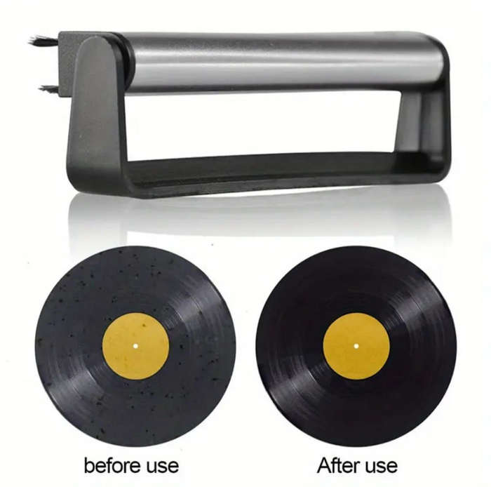 Vinyl record cleaning brush