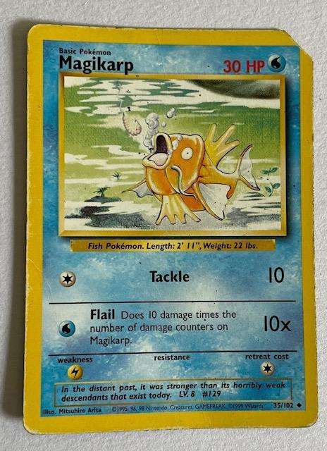 Pokémon Trading Card  - MAGIKARP  - 1999 - 35/102 WP - CORNER MISSING
