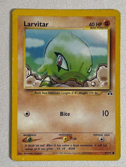 Pokémon Trading Card  - LAVITAR - 2001 - 57/75  LP